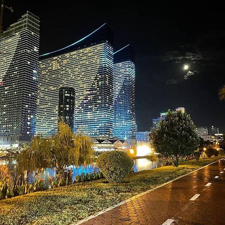 Orbi City Tower バトゥーミ エクステリア 写真